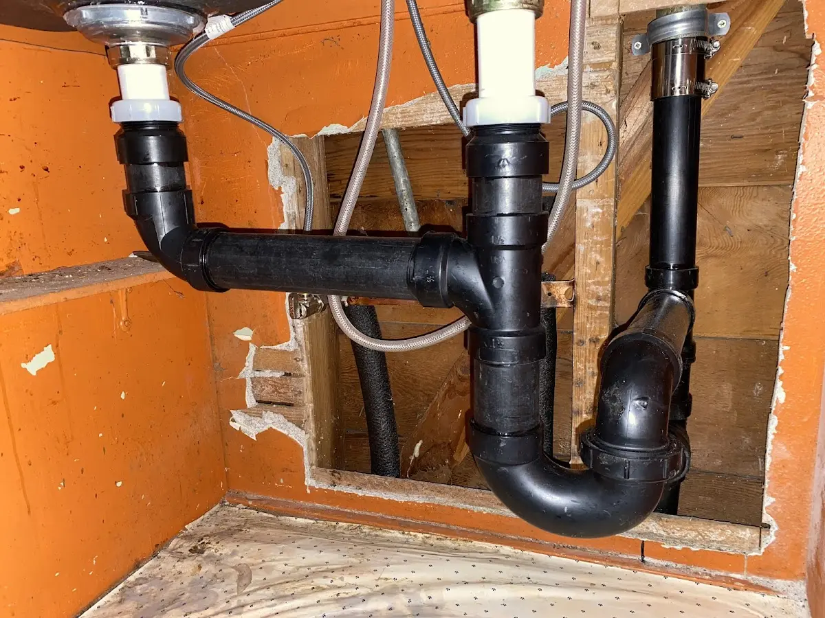 Professional Pipe Bursting equipment and tools on the job in Jennings
